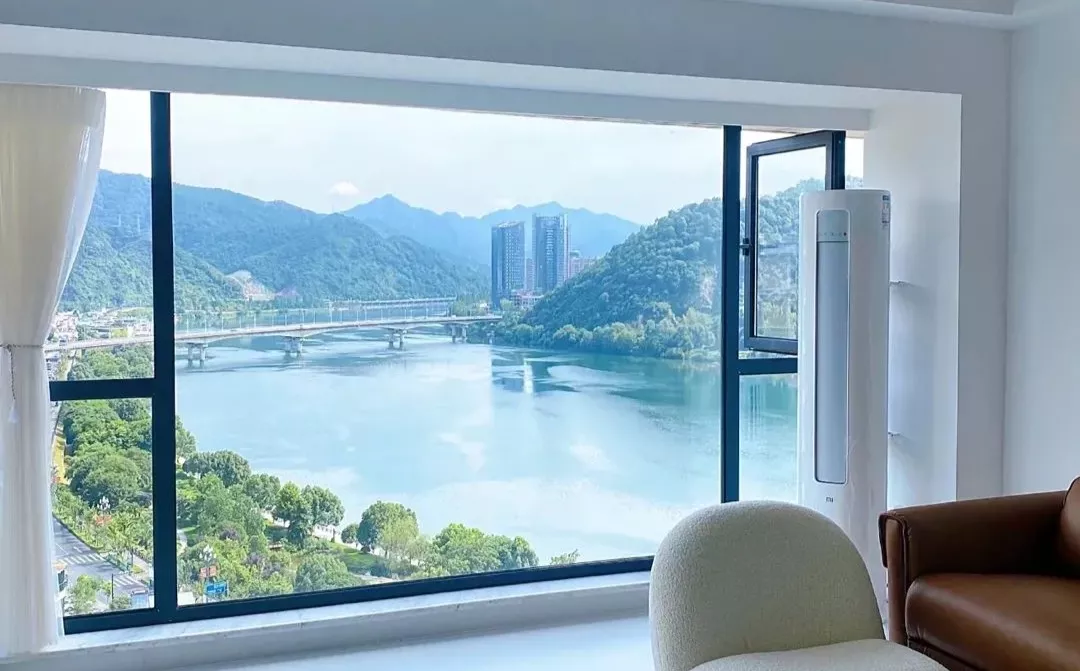 新房裝修落地窗設計實拍圖